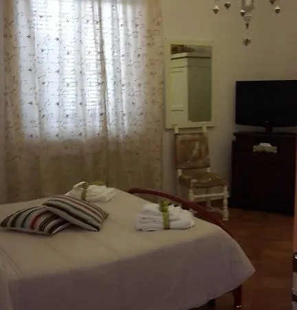 Borgo Cortese 1 公寓 *