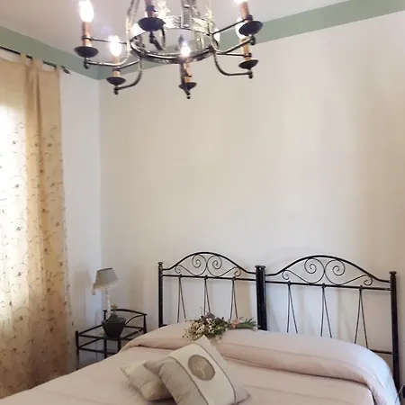 Borgo Cortese 1 公寓