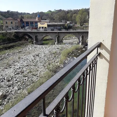 Borgo Cortese 1 公寓